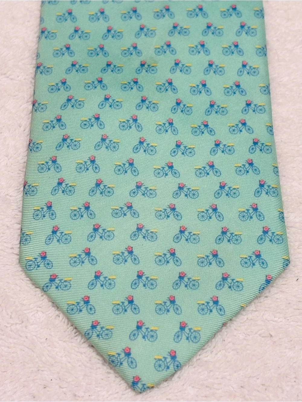 Brand New Stylish Tie By Peter Blair - 3 1/2 Inches Wide